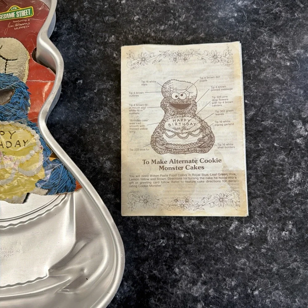 Vintage 1982 WILTON Sesame Street  COOKIE MONSTER  Cake Pan Baking Mold RETIRED!